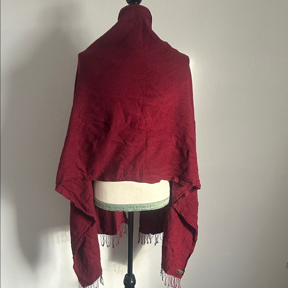 Oversized 70% Pashmina/30% Silk Scarf Burgundy Red Shawl Wrap Nepal 80 x 27 - Picture 2 of 4